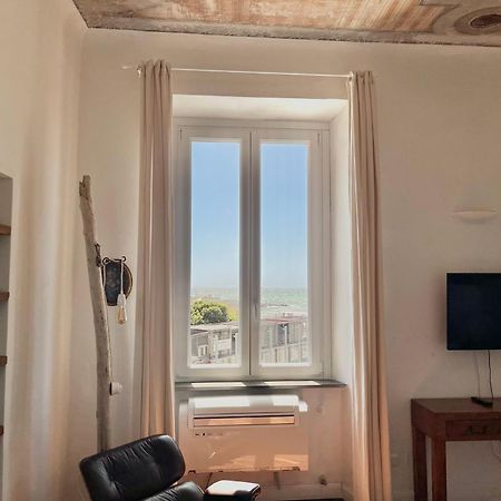 Апартаменты The Sunshine Loft Ливорно Номер фото